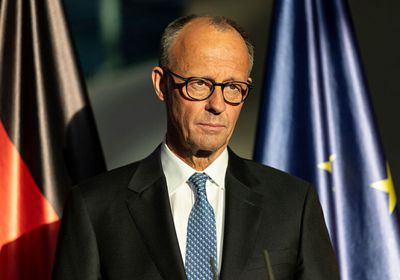 المستشار الألماني يعرب لنتنياهو عن قلقه إزاء مصير الأسرى في غزة