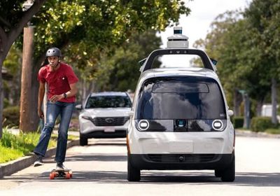 "زوكس" التابعة لأمازون تخطط لزيادة إنتاج سيارات الأجرة الآلية