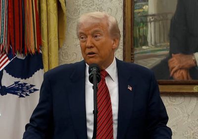 "التلغراف": ترامب حقق إنجازًا سياسيًا بهدنة باكستان والهند