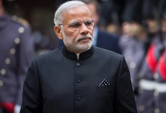 رئيس الوزراء الهندي يبحث مع قادة الجيش تطورات الوضع الميداني