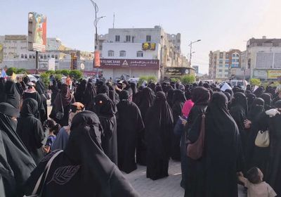 انتقالي عدن يؤيد مطالب الوقفة النسوية في خورمكسر