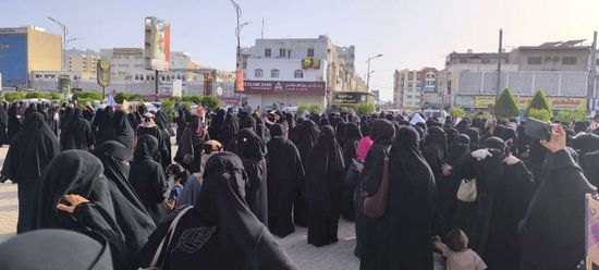 انتقالي عدن يؤيد مطالب الوقفة النسوية في خورمكسر