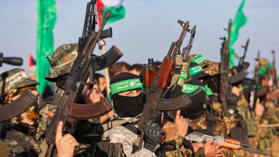 موعد إطلاق حماس سراح الرهينة الأمريكي