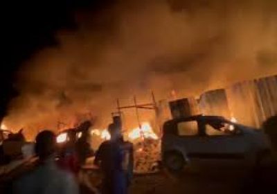 غارات إسرائيلية تنسف رفح الفلسطينية