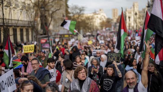 تظاهرات حاشدة في مدريد تطالب بوقف مجازر غزة