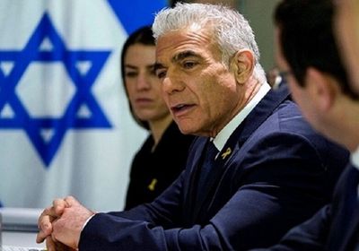 فشل مخزٍ لنتنياهو.. لابيد يعلق على تعاون حماس وواشنطن