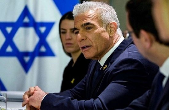 فشل مخزٍ لنتنياهو.. لابيد يعلق على تعاون حماس وواشنطن