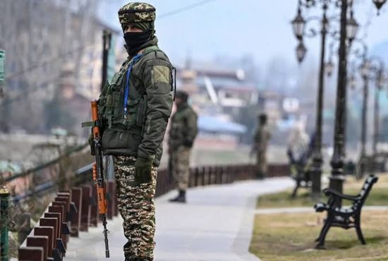 إرجاء محادثات بين قائدي العمليات العسكرية الهندية والباكستانية 