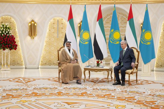 ولي عهد أبوظبي ورئيس كازاخستان يبحثان سُبل تعزيز العلاقات الثنائية