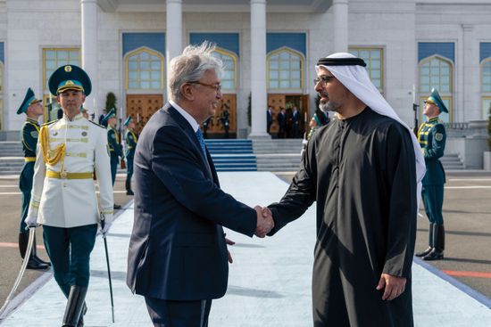 ولي عهد أبوظبي يختتم زيارته إلى كازاخستان