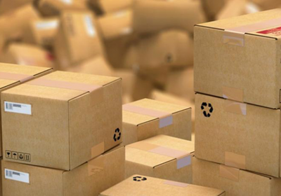 ترامب يخفض الرسوم الجمركية على الطرود الصينية بعد الهدنة التجارية