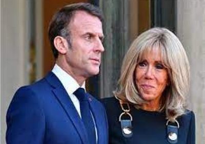 ماكرون وزوجته يقومان بزيارة دولة إلى بريطانيا