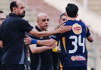 الأهلي يفوز على سيراميكا ويحافظ على صدارة الدوري المصري