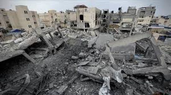    مقتل فلسطيني وزوجته وطفلتيهما بخان يونس