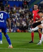 رأسية بالارد ترسل سندرلاند لنهائي ملحق الصعود للدوري الإنجليزي