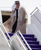 بعد مشاركته بالقمة الخليجية الأمريكية.. ولي عهد أبوظبي يغادر الرياض