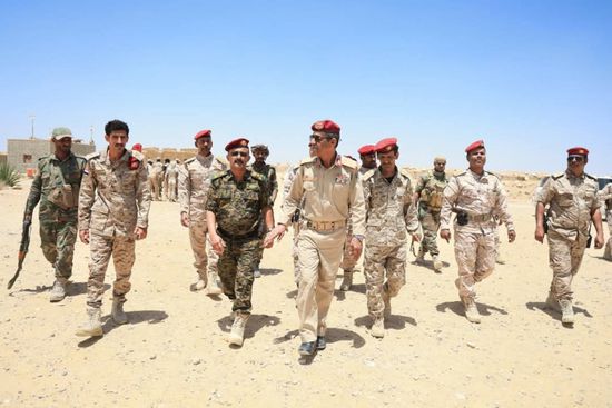 قائد "العسكرية الثانية" يتفقد اللواء الثاني دفاع ساحلي ومعسكر يبعث