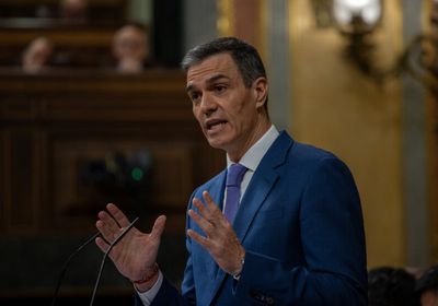 زعيم المعارضة الإسبانية يطالب رئيس الوزراء بالاستقالة فوراً