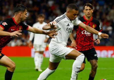       ريال مدريد يؤجل احتفال برشلونة بالتتويج