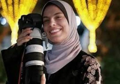 مهرجان كان يوجه تحية للمصورة الفلسطينية فاطمة حسونة