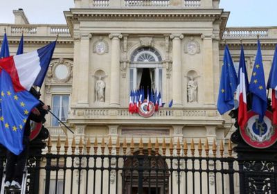 فرنسا تشكو إيران أمام محكمة العدل الدولية بسبب احتجاز مواطنين