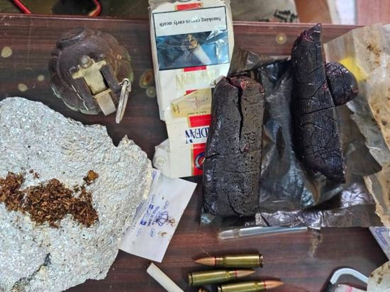 تاجر مخدرات يقاوم الأمن بقنبلة يدوية في الشحر