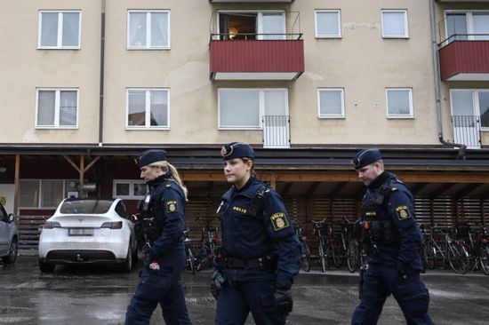 وفاة دبلوماسي سويدي مشتبه به بالتجسس