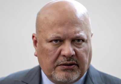 المدعي العام للمحكمة الدولية يتنحى عن منصبه مؤقتاً