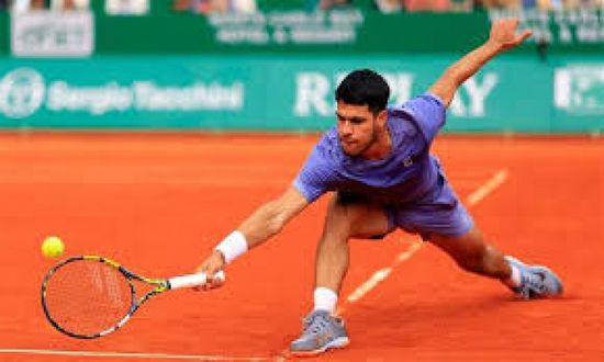 ألكاراز يتأهل إلى نهائي بطولة إيطاليا المفتوحة للتنس لأول مرة