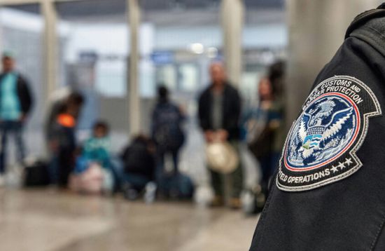 إدارة ترامب تطلب 20 ألف جندي لتنفيذ حملات الترحيل الجماعي