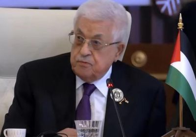الرئيس الفلسطيني: ندعو لإلزام حماس بتسليم السلاح للسلطة