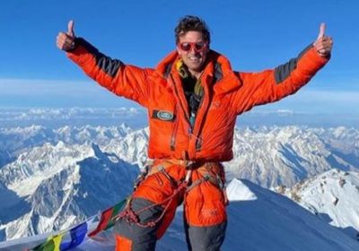 متسلق بريطاني يصعد إلى قمة إيفرست للمرة التاسعة عشرة