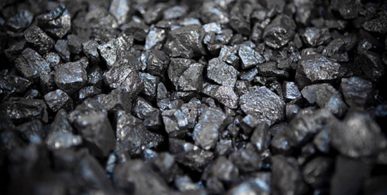 العقود الآجلة للحديد تقفز في الأسواق الصينية