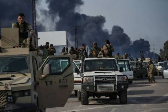 مقتل ثلاثة شرطيين على الأقل بانفجار سيارة مفخخة في سوريا