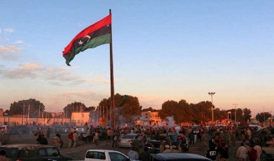 بعثات دبلوماسية تبدأ مغادرة طرابلس نحو تونس
