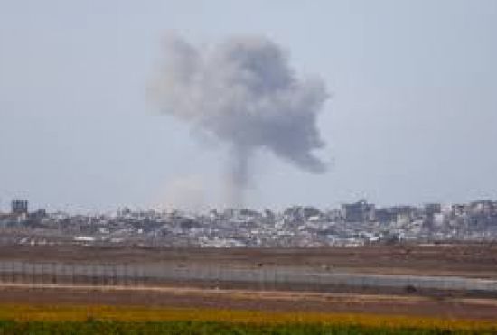 غارات تقتل العشرات في غزة مع تزايد الانتقادات لإسرائيل