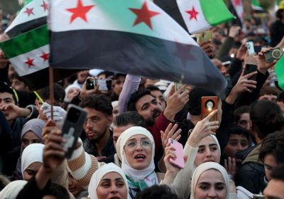 واشنطن وأنقرة تبحثان تخفيف العقوبات عن سوريا