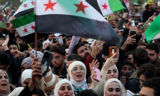 واشنطن وأنقرة تبحثان تخفيف العقوبات عن سوريا