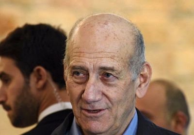 أولمرت يتهم إسرائيل بارتكاب جرائم حرب بغزة