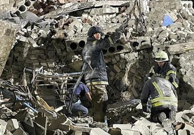 أوكرانيا: مقتل 6 جنود وإصابة 10 إثر هجوم صاروخي روسي