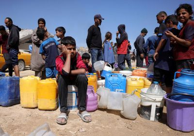 سكان قطاع غزة ينتظرون دخول المساعدات