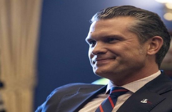 وزير الدفاع الأمريكي يستقبل ماسك بمقر البنتاغون