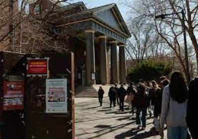 هارفارد تقاضي إدارة ترامب بعد منعها من قبول الطلاب الأجانب