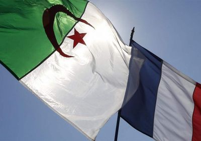 اجتماع في الإليزيه حول الأزمة بين باريس والجزائر