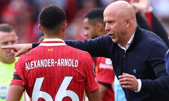 سلوت: لست واثقًا من مشاركة أرنولد في آخر مباريات الموسم