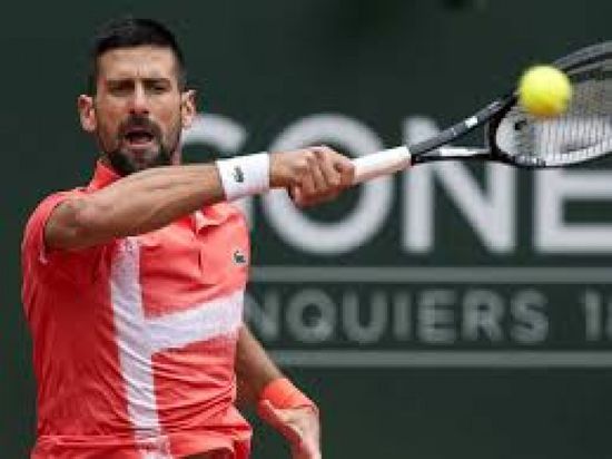 ديوكوفيتش يتأهل لنهائي جنيف ويقترب من اللقب 100