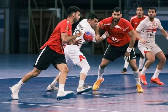 الأهلي المصري يعلن انتقال نجميه إلى أوروبا