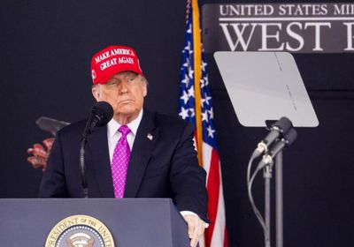 الرئيس الأمريكي: نصنع صواريخ فرط صوتية بكميات كبيرة