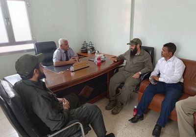 قائد الحزام الأمني يبحث التعاون مع السلطة القضائية في لحج