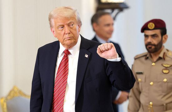 ترامب يشيد بالمحادثات الأمريكية الإيرانية